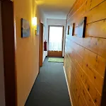 Haus Steissbach Апартаменты *