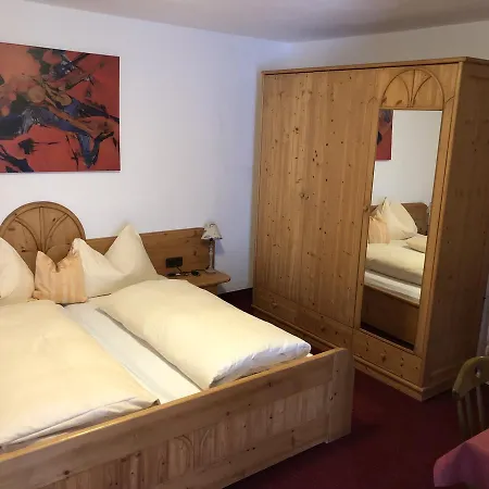 Haus Steissbach 아파트 장크트안톤암아를베르크